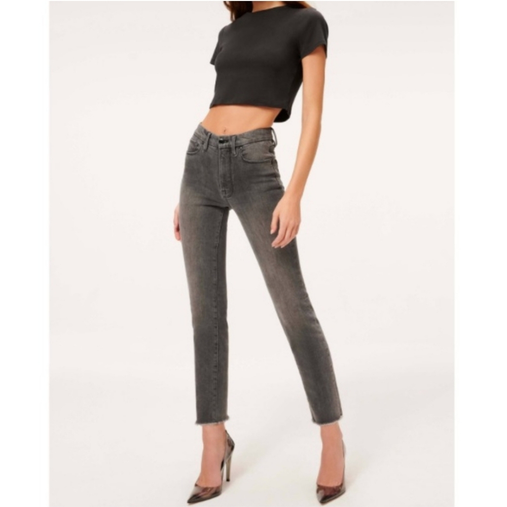 Good American Good Classic Raw Hem High Waist Slim Straight Skinny Jeans